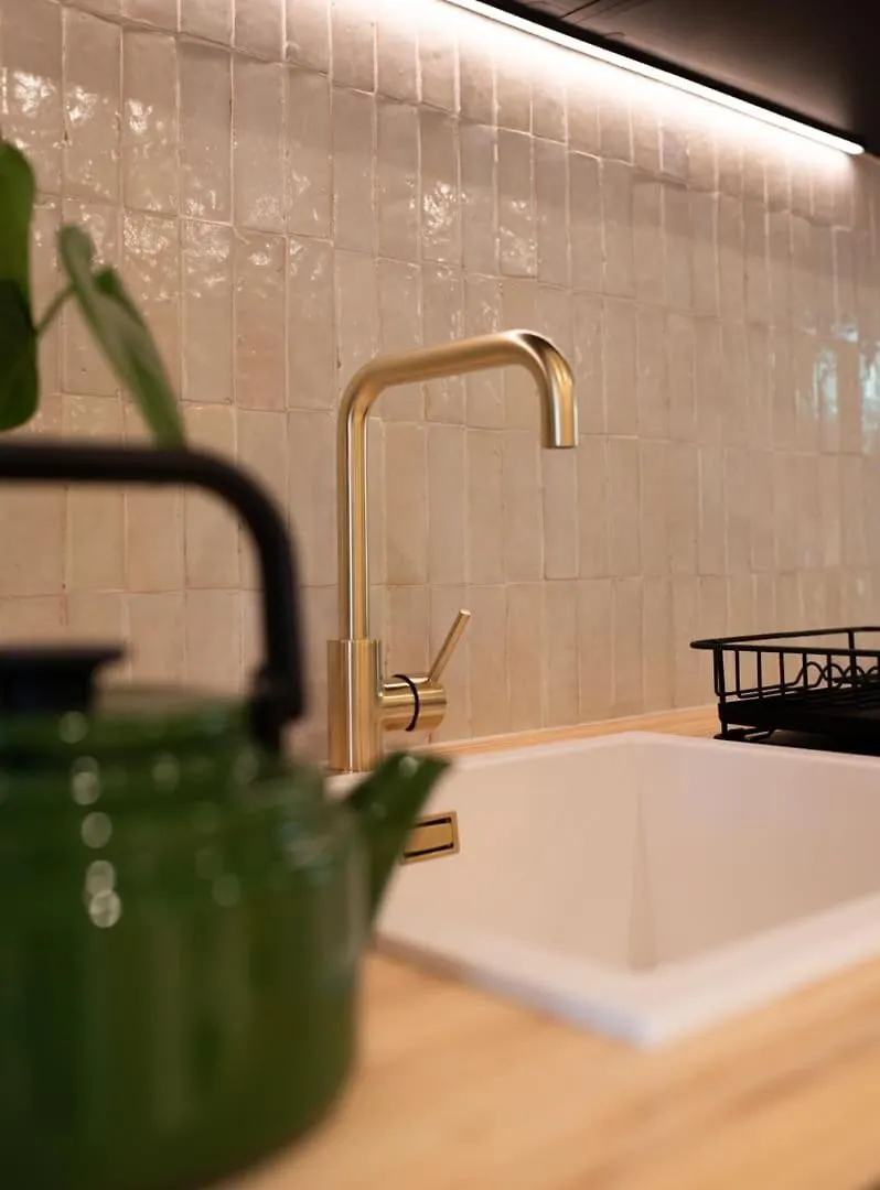 Stunning Townhouse Apartment In Central Cambridge